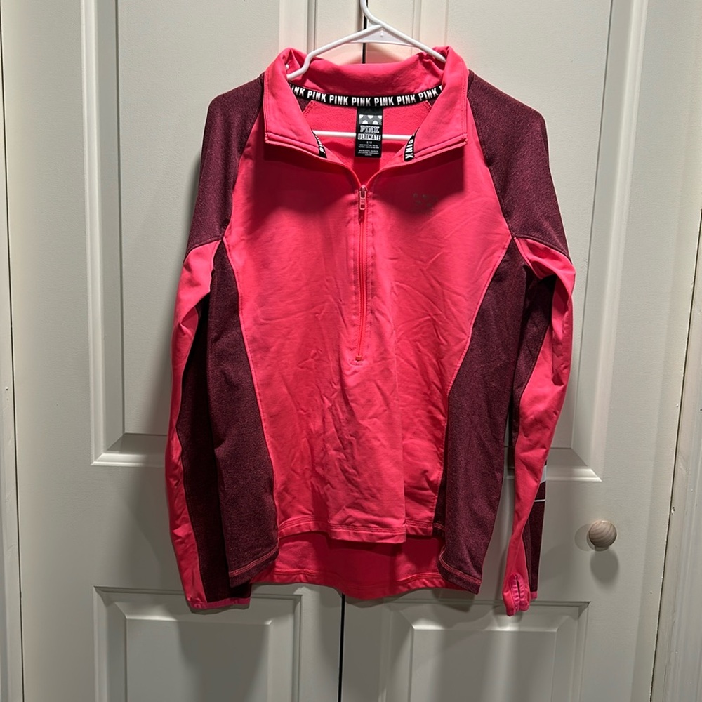 Woman’s SZ L VS PINK quarter zip